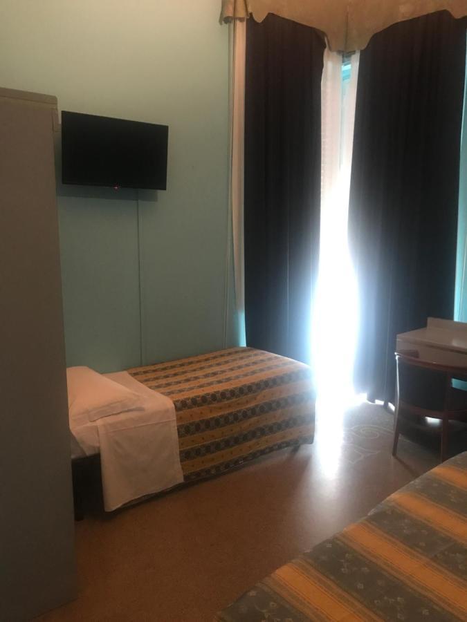Hotel Doria Chiavari Extérieur photo
