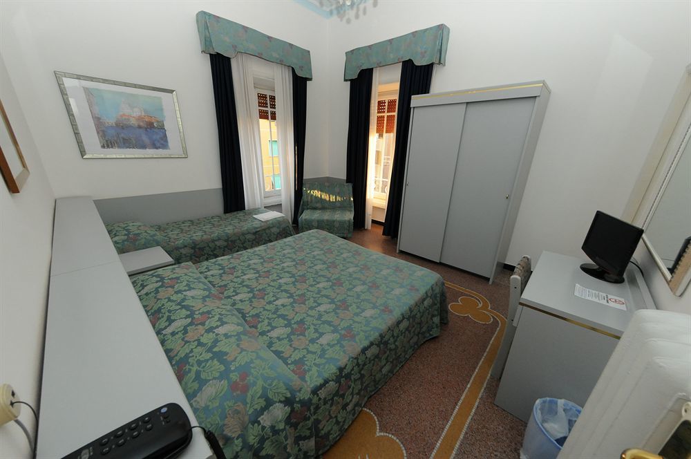 Hotel Doria Chiavari Extérieur photo